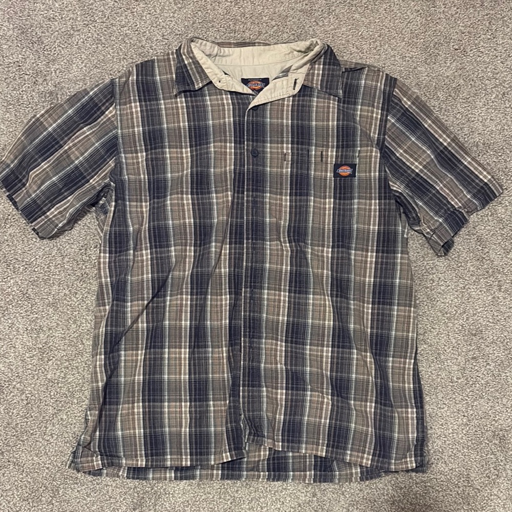 Dickies Black and Gray Casual Button Down Shirt